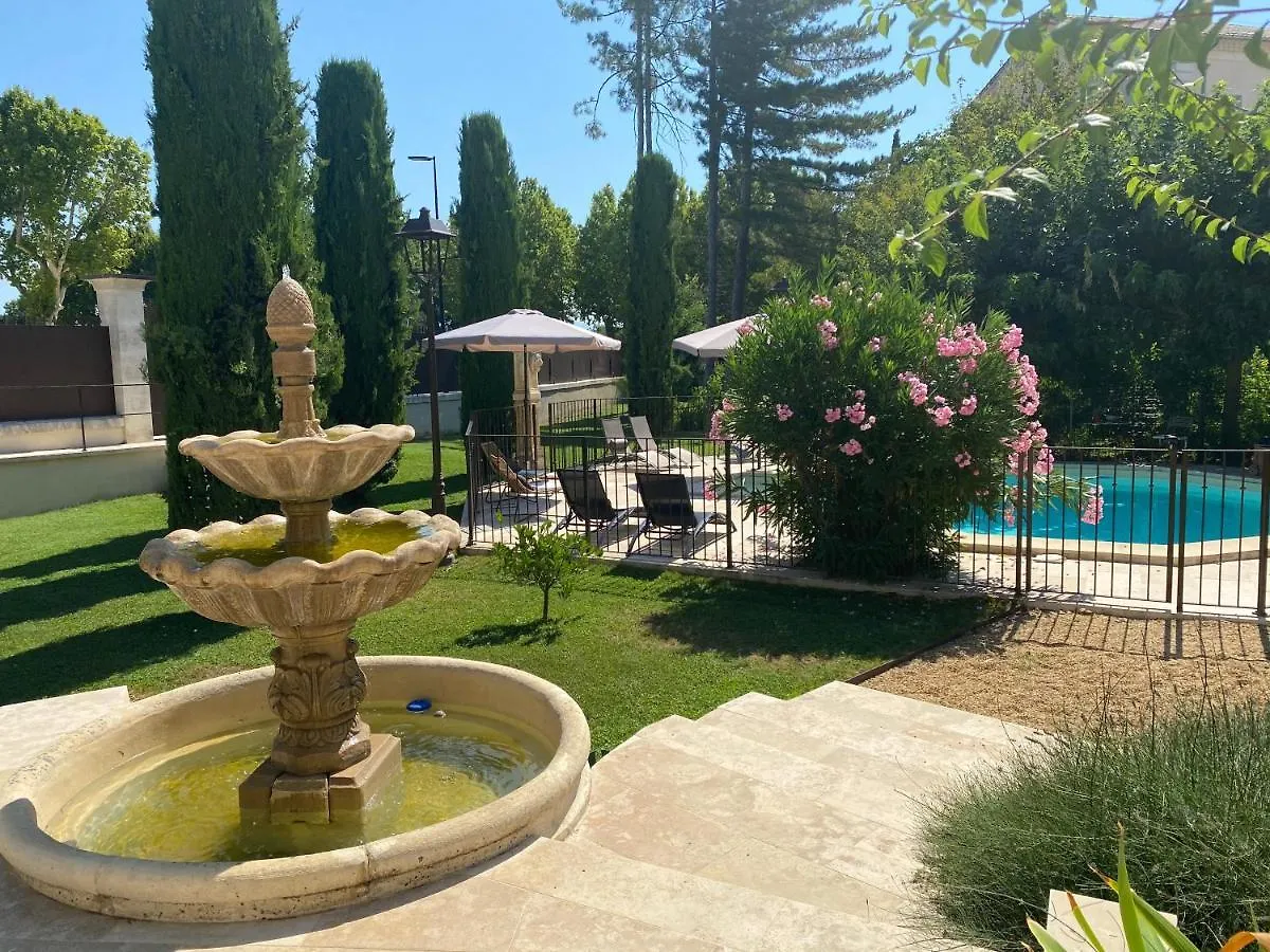 Villa Agrippa Orange  0*, Orange (Vaucluse) France